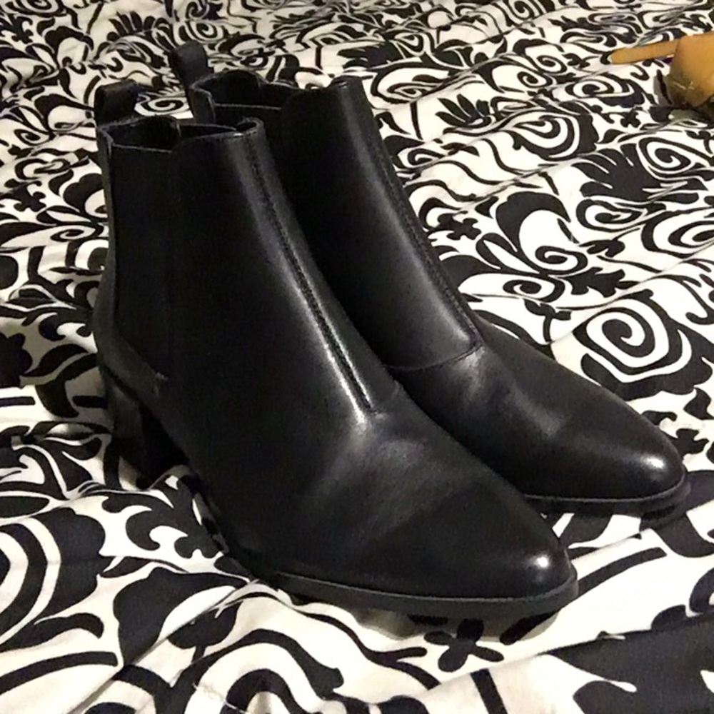 Steve Madden Booties